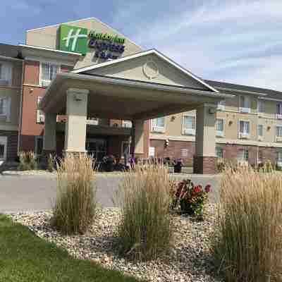 Holiday Inn Express & Suites Council Bluffs - Conv Ctr Area Hotel Exterior