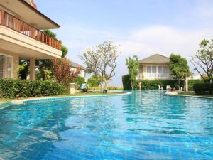Baan Talay Samran 4 Bedrooms Villa with Beach and 3 Pools
