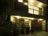 Wood Castle Grand Hotel a West Delhi