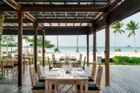 The Sanchaya - breakfast