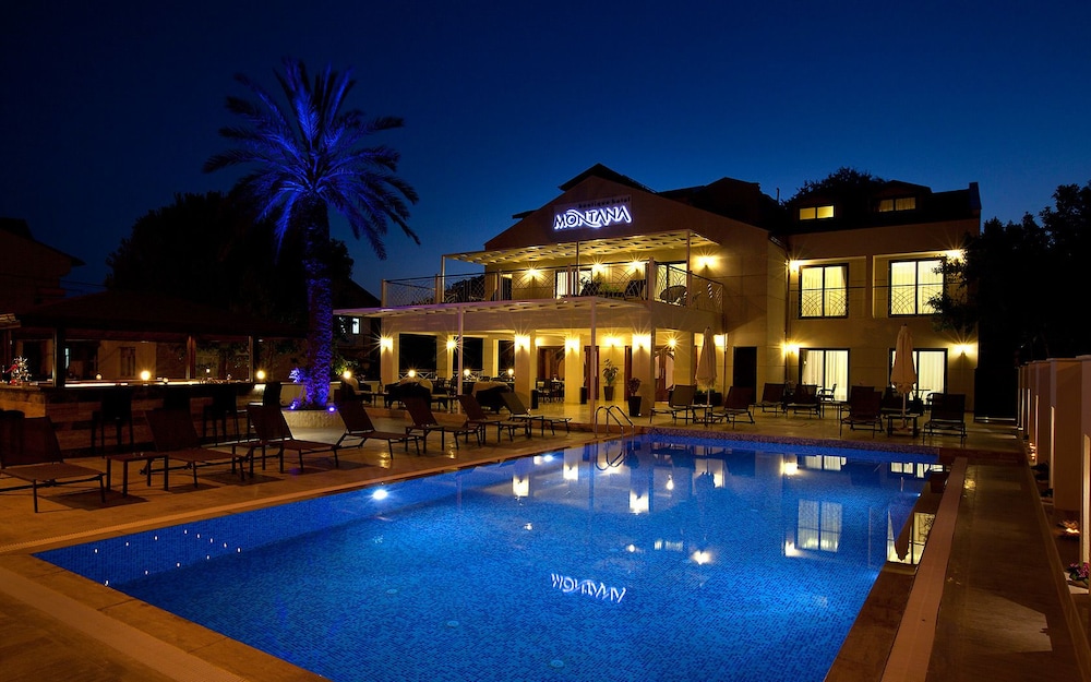 Montana Hotel