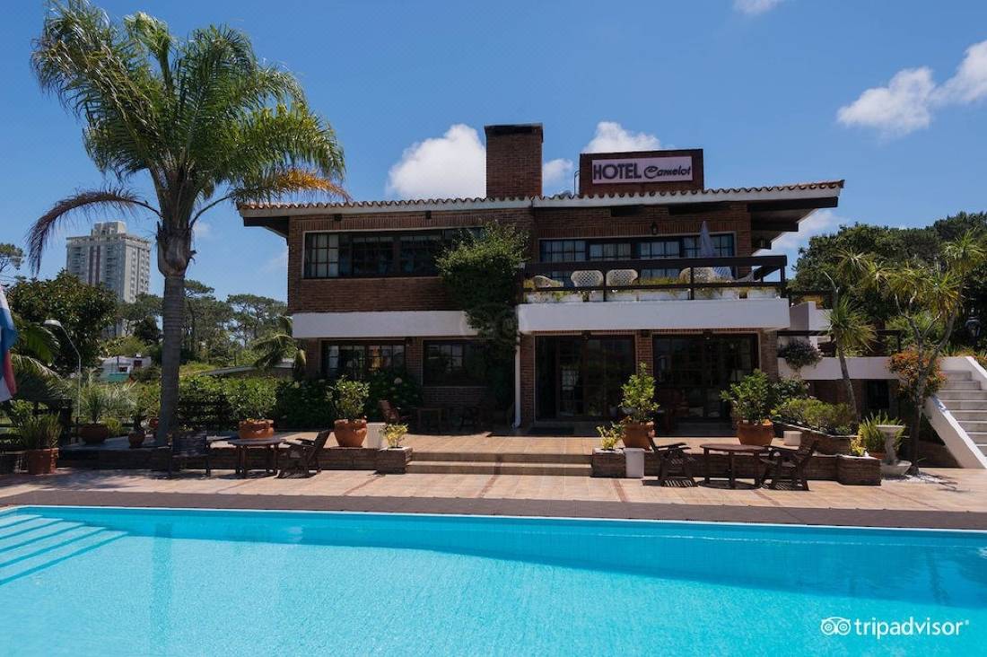 Hotel Camelot-Punta Del Este Updated 2022 Room Price-Reviews & Deals |  Trip.com