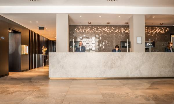 Apex City of London Hotel
