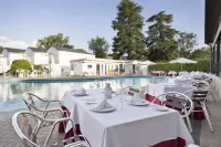 Hotel Best Osuna - Pools