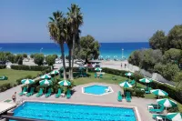 Pylea Beach Hotel - Beach