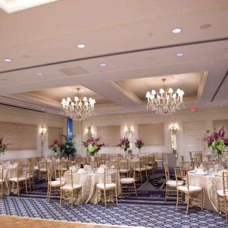 The Colonnade Hotel