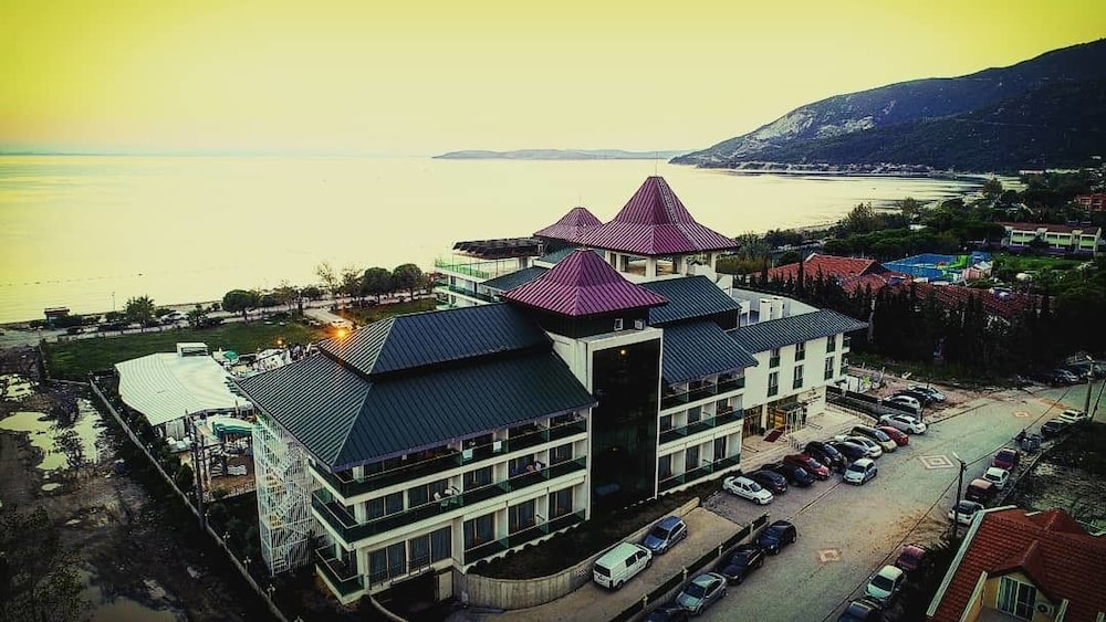 Cetin Prestige Resort