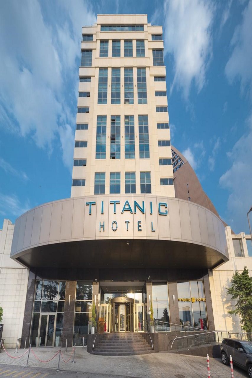 Titanic Business Kartal