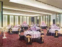 Vivanta Kolkata EM Bypass Hotels near CGCRI