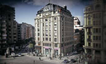 Occidental León Alfonso V - Housity