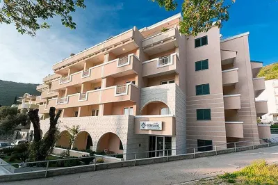Hotel WGrand Hotels in Petrovac
