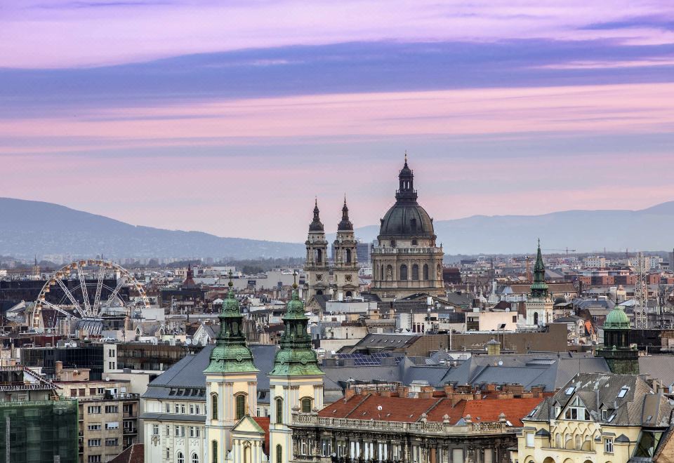 2. 머큐어 부다페스..