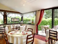 Logis Hotel Villa Marjane Hôtels à : Olivet