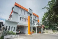 Boulevard Hotel