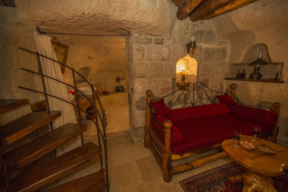 Koza Cave Hotel