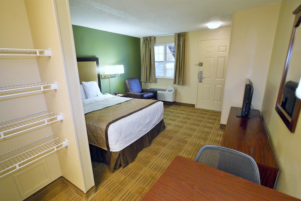 Extended Stay America Suites - Bakersfield - California Avenue