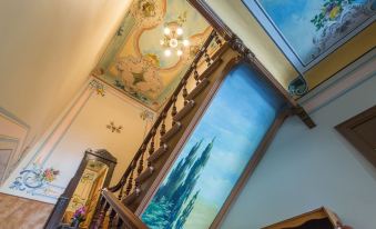 Roze Boutique Apartments - Housity