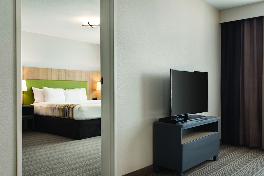 Country Inn & Suites by Radisson, Green Bay East, WI