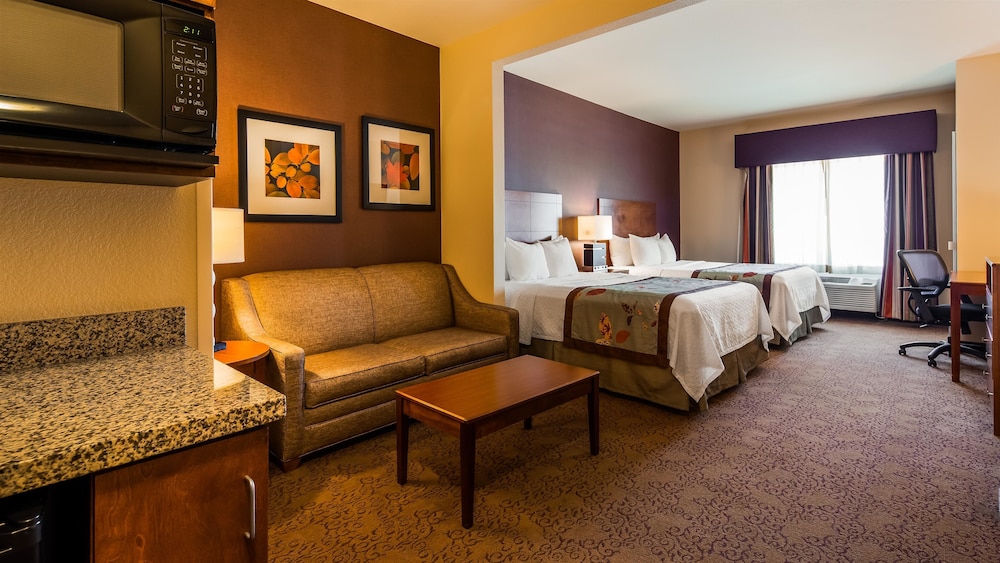 Best Western Plus Carousel Inn & Suites Burlington