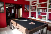 Apartahotel Rural CollaRubio Luxury فنادق في Collado-Villalba