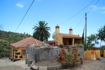 Casas Rurales Los Marantes