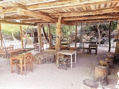 Restaurant Kae Funk Sunset Bungalows Photo