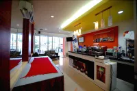 High Point Surabaya Hôtels à : Wonocolo