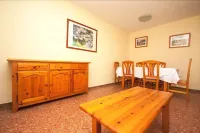 Apartamentos Iris Bahía Dorada
