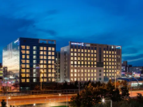 GOLDEN TULIP Incheon Airport Hotel & Suites Hotels in Incheon