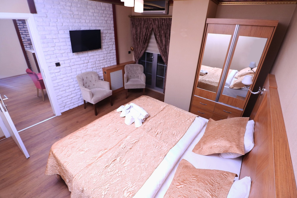 Aypart Otel (Marvell City Otel)