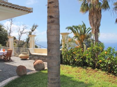 Casa Das Neves by OurMadeira