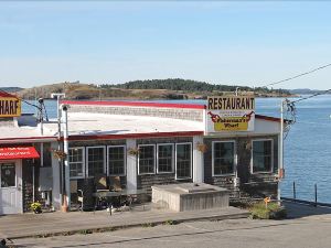 The Inn on the Wharf