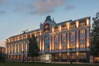 Sheraton Nizhny Novgorod Kremlin (Шератон Нижний Новгород Кремль) Отели рядом со станцией Московский вокзал