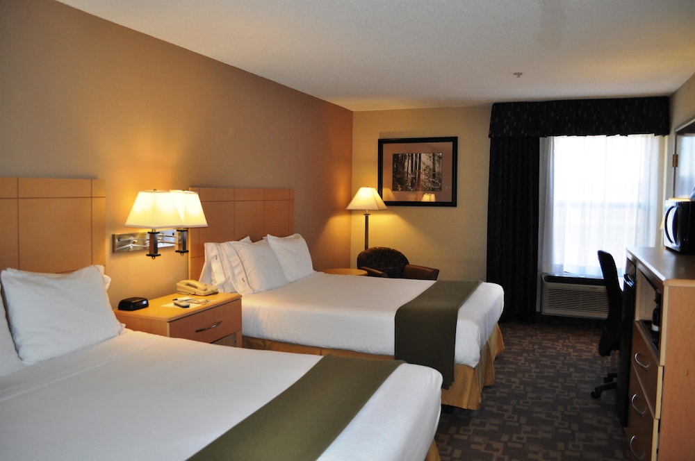 SureStay Plus Hotel by Best Western Roanoke Rapids I-95