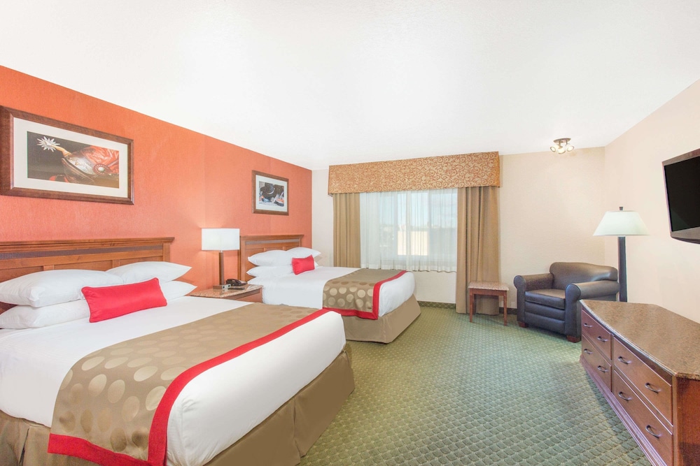 Ramada by Wyndham Elko Hotel at Stockmen's Casino