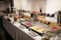 皮特倫自助入住酒店利貝雷茨 - 早餐