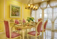 1Br Victorian Apartment River View D7 Các khách sạn gần Thánh thất Tân Kim