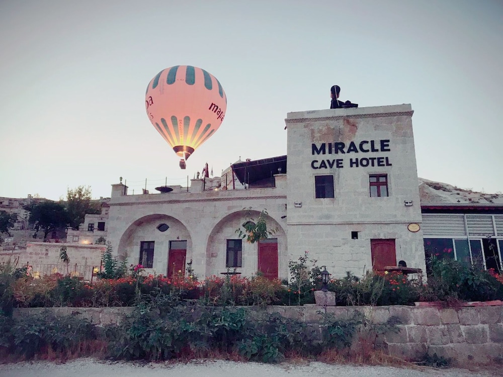 Miracle Cave Hotel