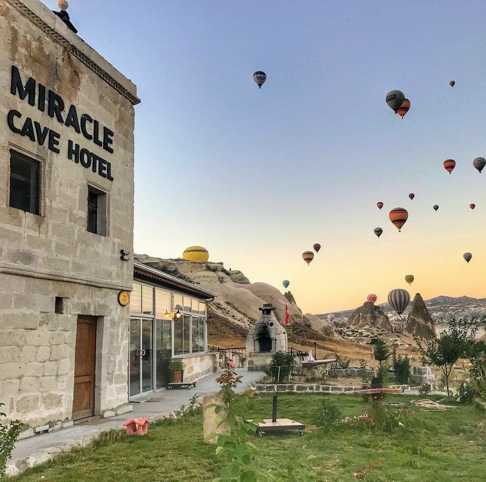 Miracle Cave Hotel