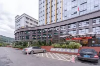 Gezi Hua Grand Hotel - parking