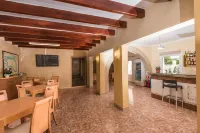 Hotel Madrid Hotels in Cala Blanca
