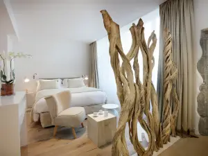 Petit Hôtel Confidentiel