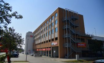 Motel Plus Schonefeld