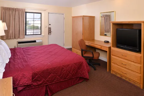 Executive Inn - 2-Star
