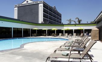 Radisson Hotel Oakland Airport