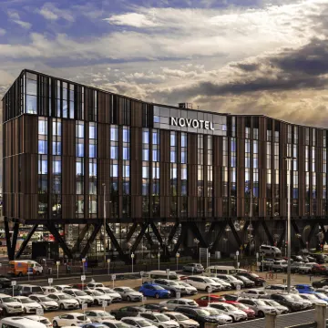 Novotel Christchurch Airport Hotels near Burnside