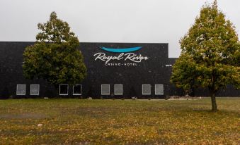 Royal River Casino and Hotel