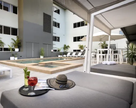 Grand Hotel and Apartments Townsville Hotels in South Townsville