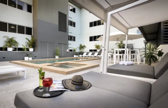 湯斯維爾格蘭公寓式酒店