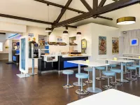 Hôtel Ibis Budget Nantes Ouest Atlantis Couëron Hotels in Vigneux-de-Bretagne